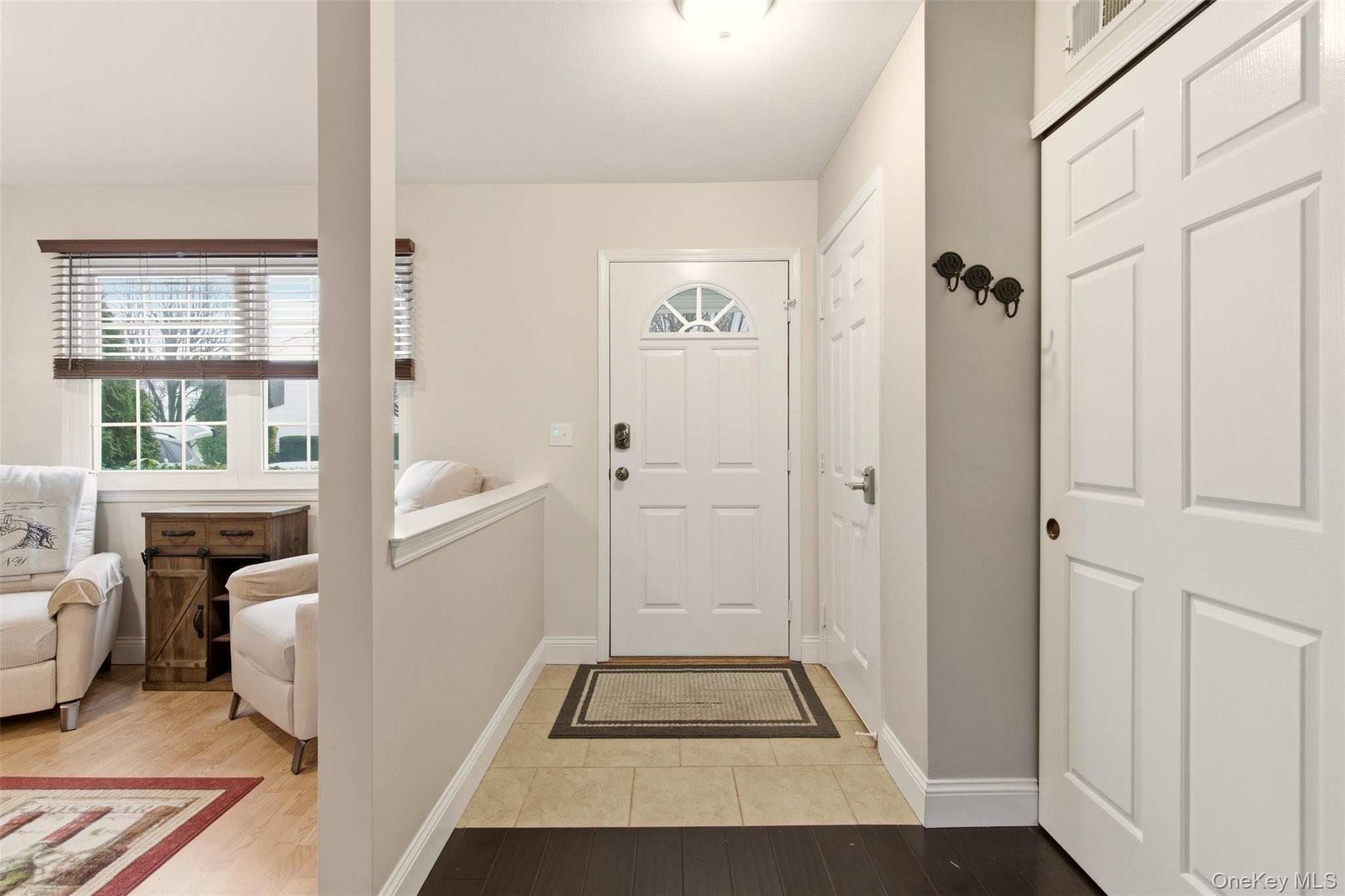 #4 photo, 11 Indian Trace, سوفولك Kings Park , NY 11754