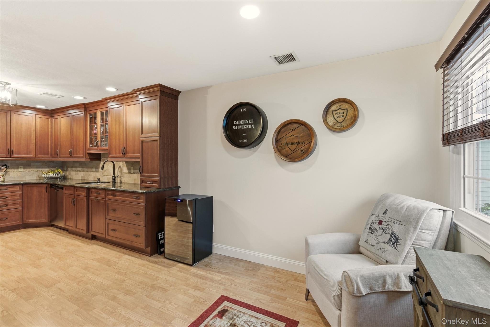 #7 photo, 11 Indian Trace, سوفولك Kings Park , NY 11754