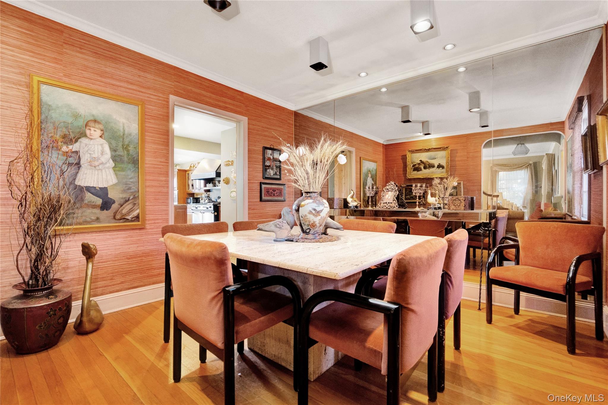 #9 photo, 164 Waverly Avenue, East Rockaway , NY 11518