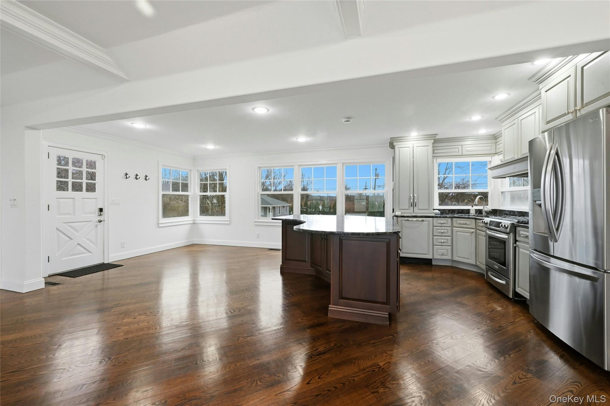 #6 photo, 20845 Soundview Avenue, Southold , NY 11971