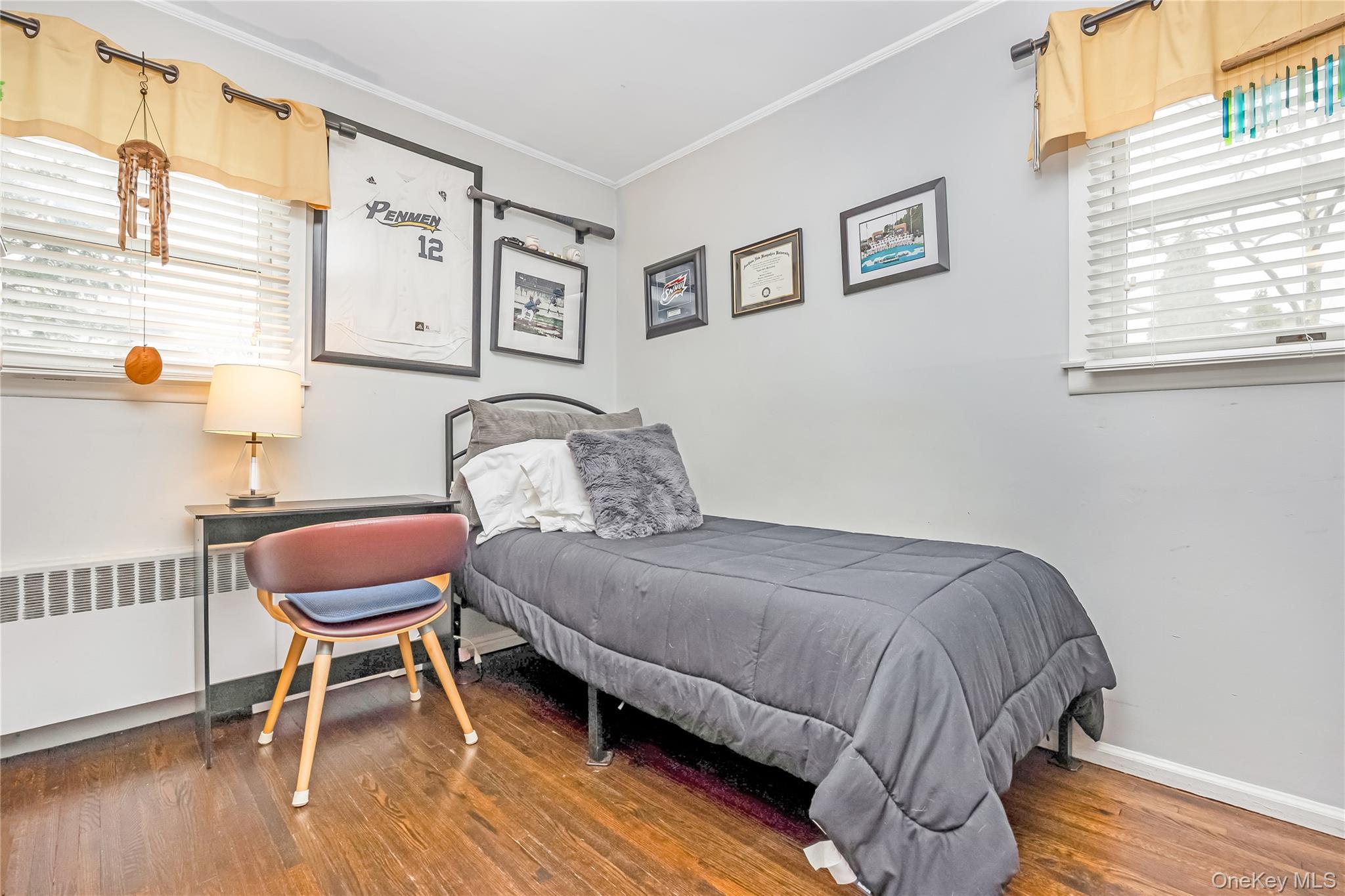 #14 photo, 10 Roxbury Street, Farmingdale , NY 11735