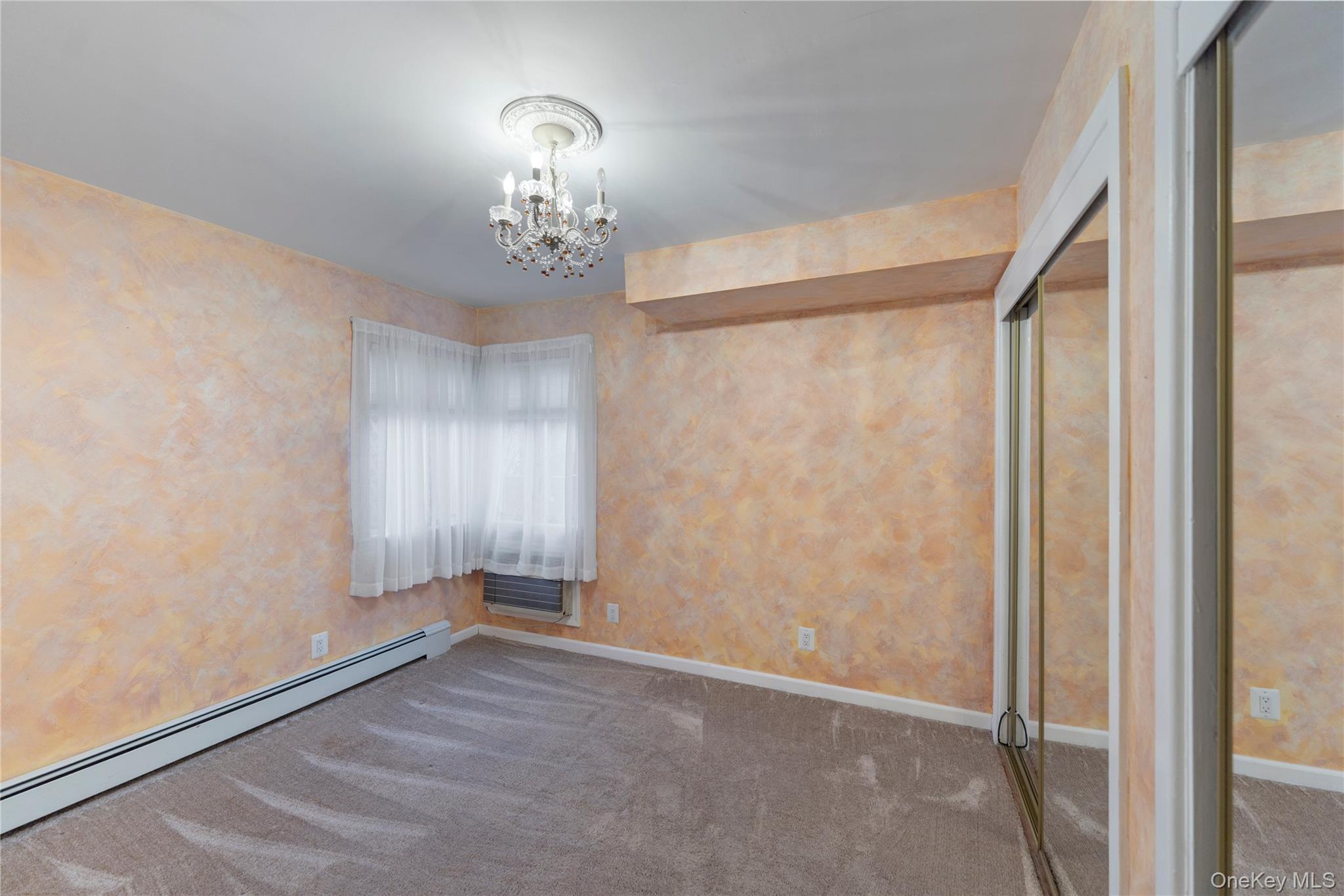 #12 photo, 627 Buxton Avenue, नासाउ काउंटी West Hempstead , NY 11552