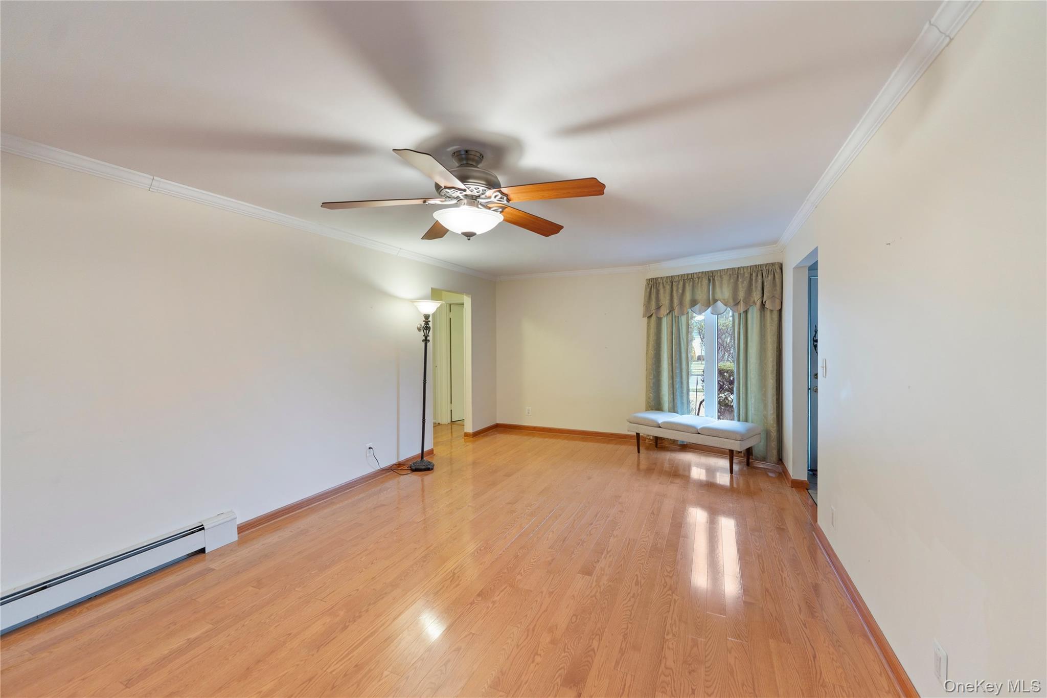 #4 photo, 627 Buxton Avenue, नासाउ काउंटी West Hempstead , NY 11552