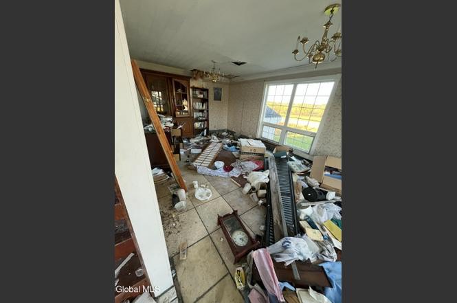 #12 photo, 1296 State Highway 162, Sprakers , NY 12166