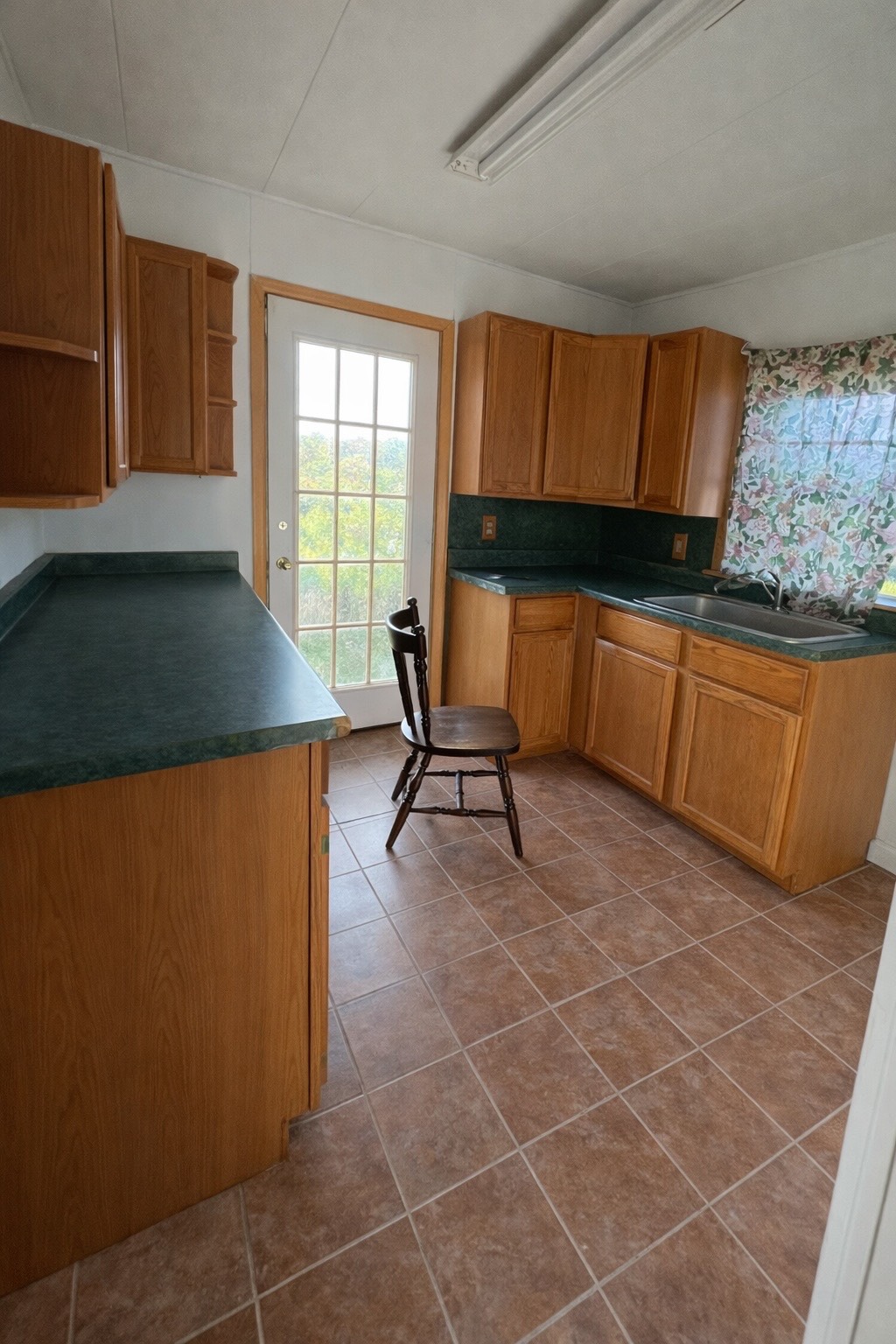 #7 photo, 1296 State Highway 162, Sprakers , NY 12166