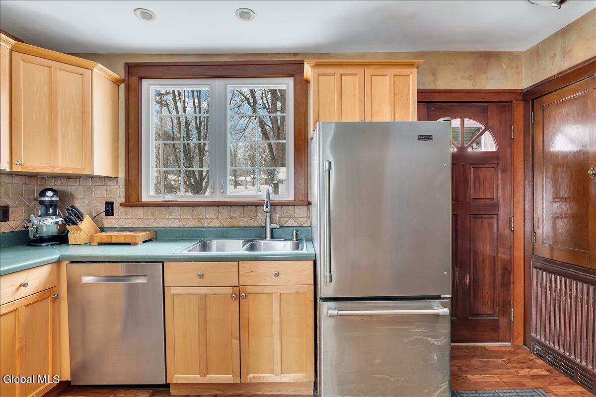 #11 photo, 251 N Greenbush Road, Troy , NY 12180