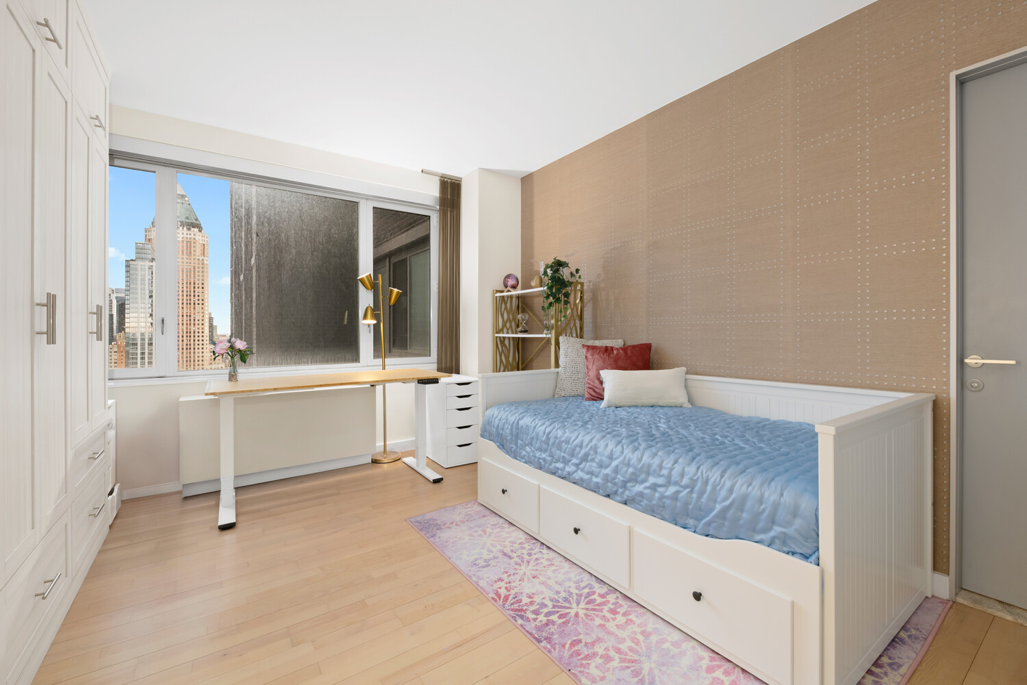 #7 photo, 322 W 57TH Street, Манхэттен ‖ Hell's Kitchen , NY 10019