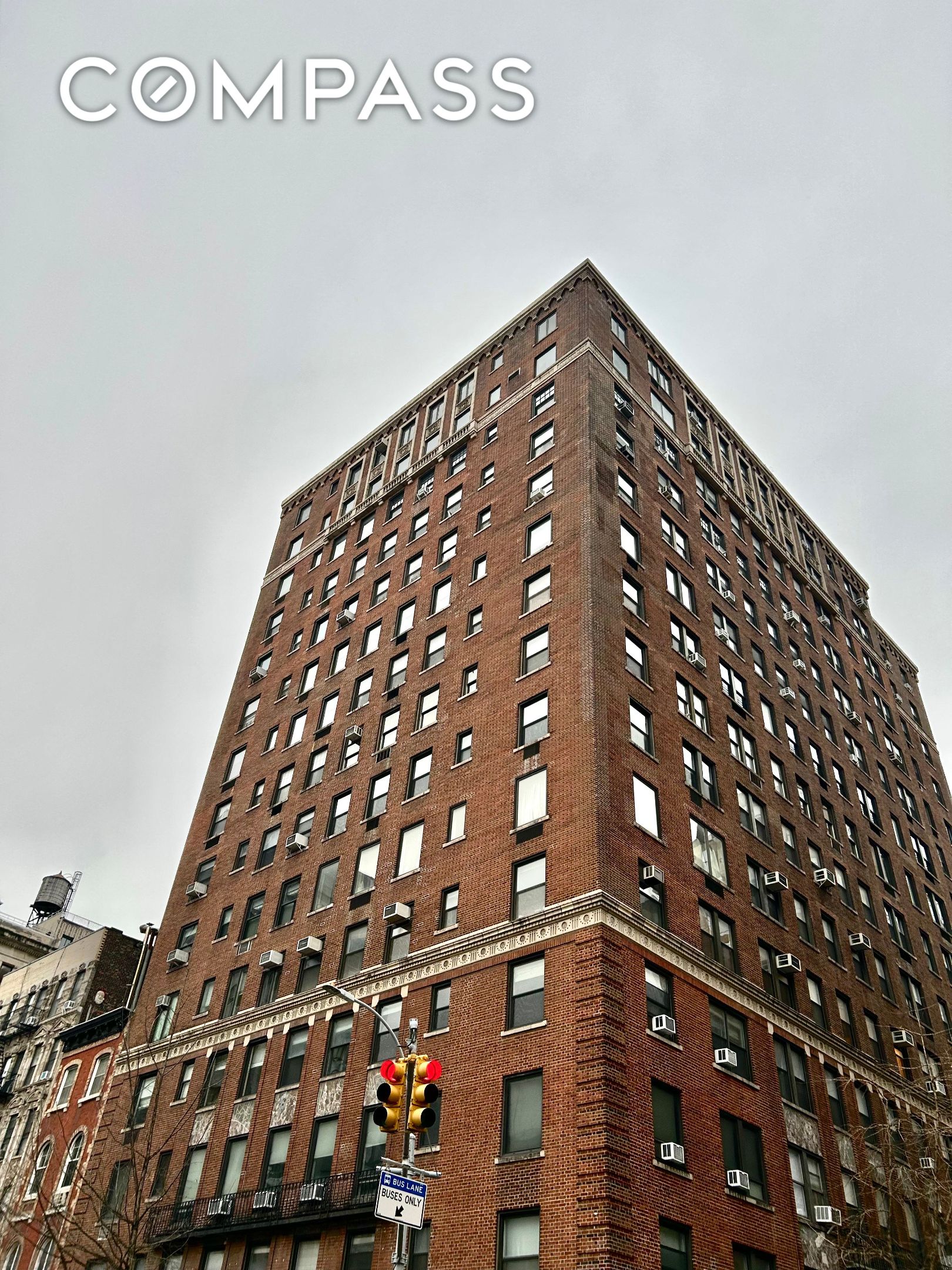 #13 photo, 242 E 19th Street, 맨해튼 Gramercy Park , NY 10003