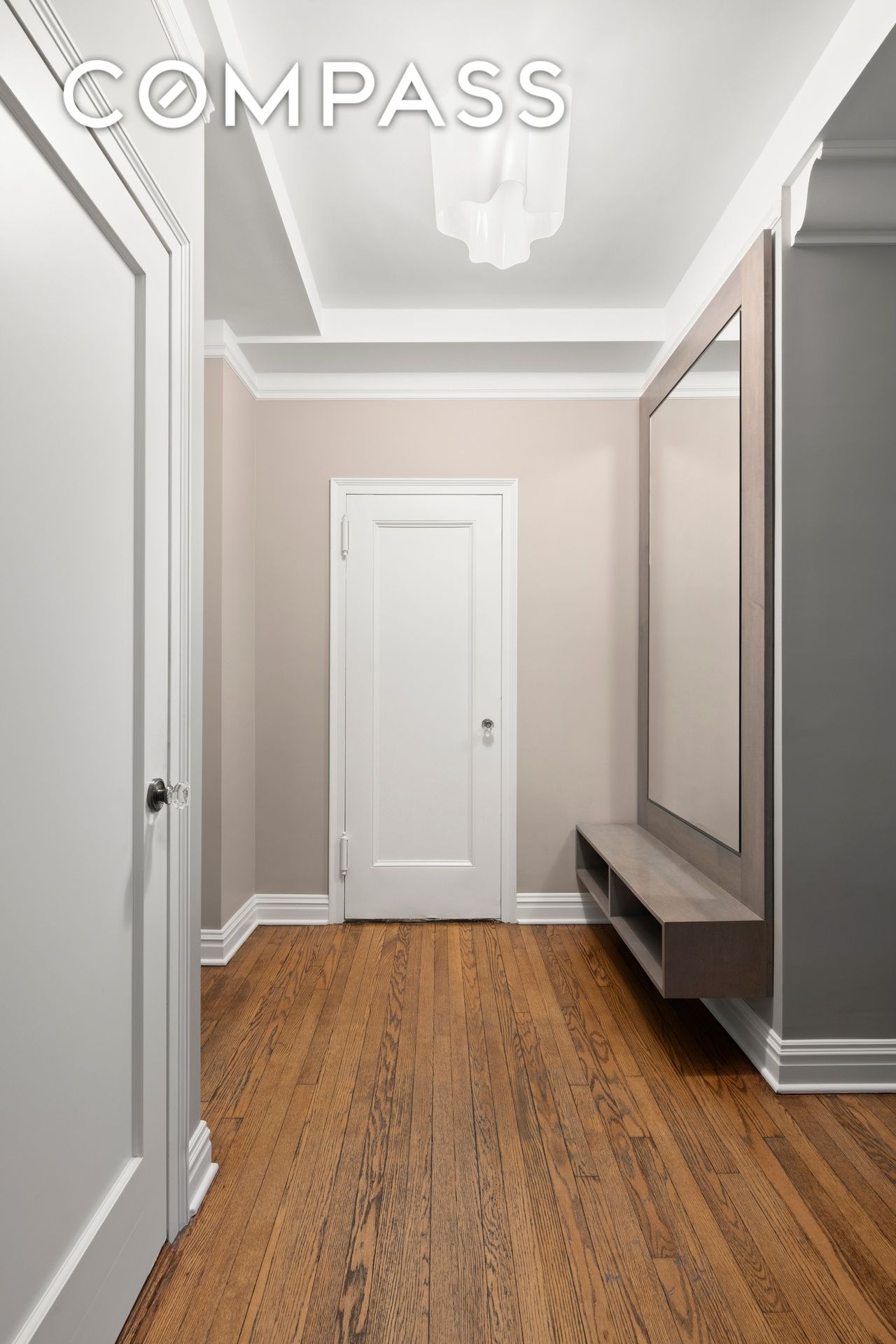 #5 photo, 242 E 19th Street, 맨해튼 Gramercy Park , NY 10003