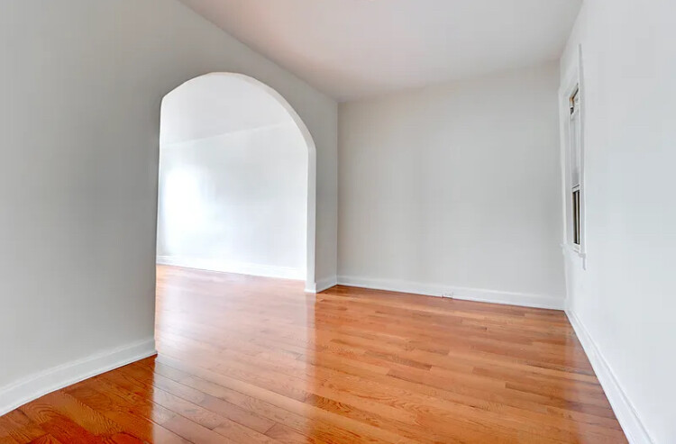 #3 photo, 71-41 68TH Street, Glendale , NY 11385