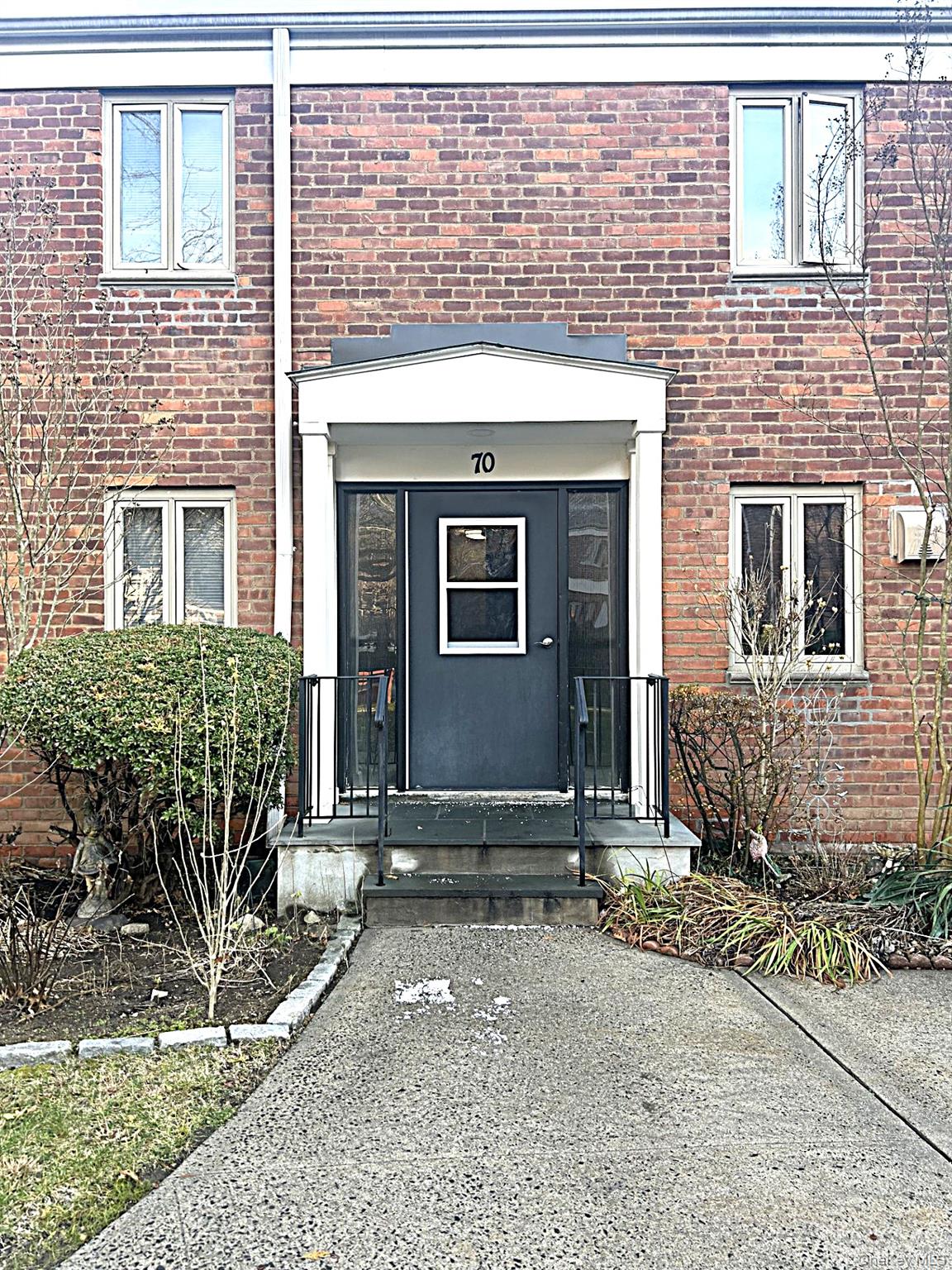 #2 photo, 70 Lawrence Court, 纽约州 White Plains , NY 10603