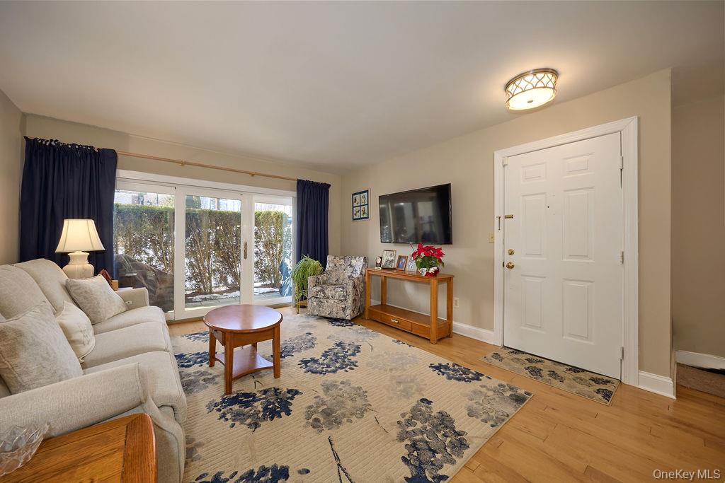 #1 photo, 1 Huntington Circle, Peekskill , NY 10566