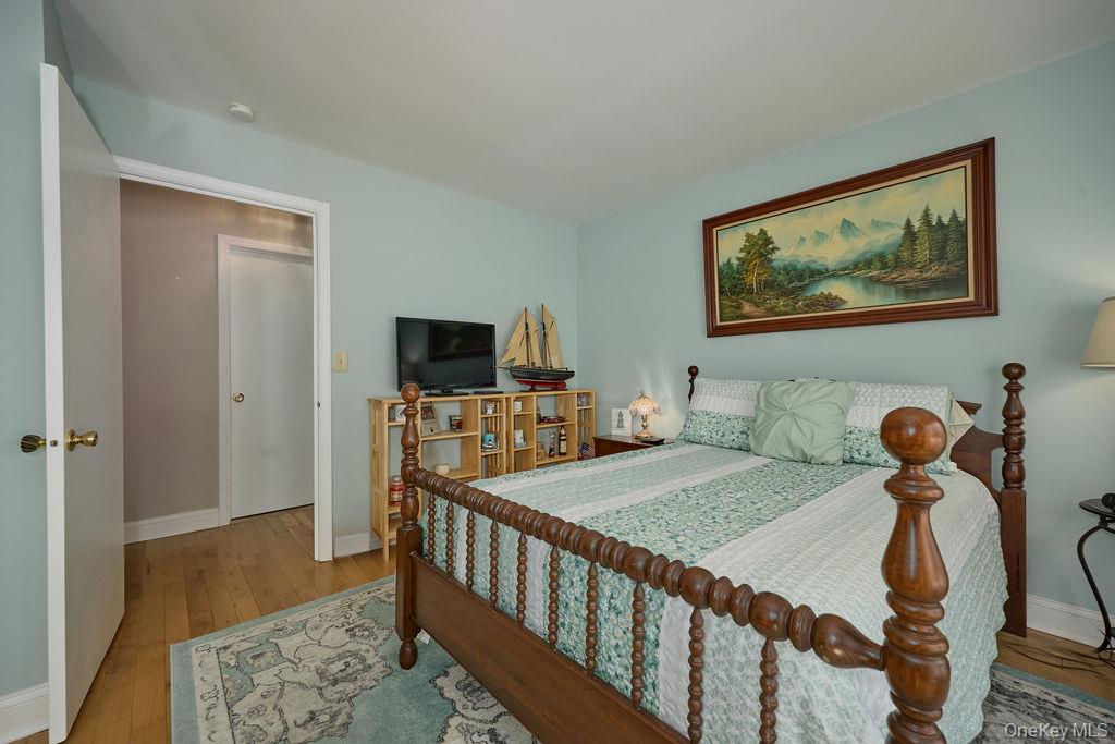 #12 photo, 1 Huntington Circle, Peekskill , NY 10566