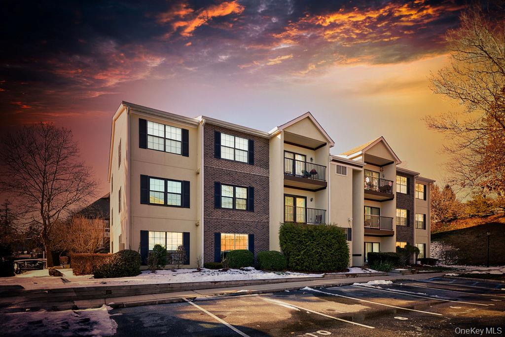 #20 photo, 1 Huntington Circle, Peekskill , NY 10566