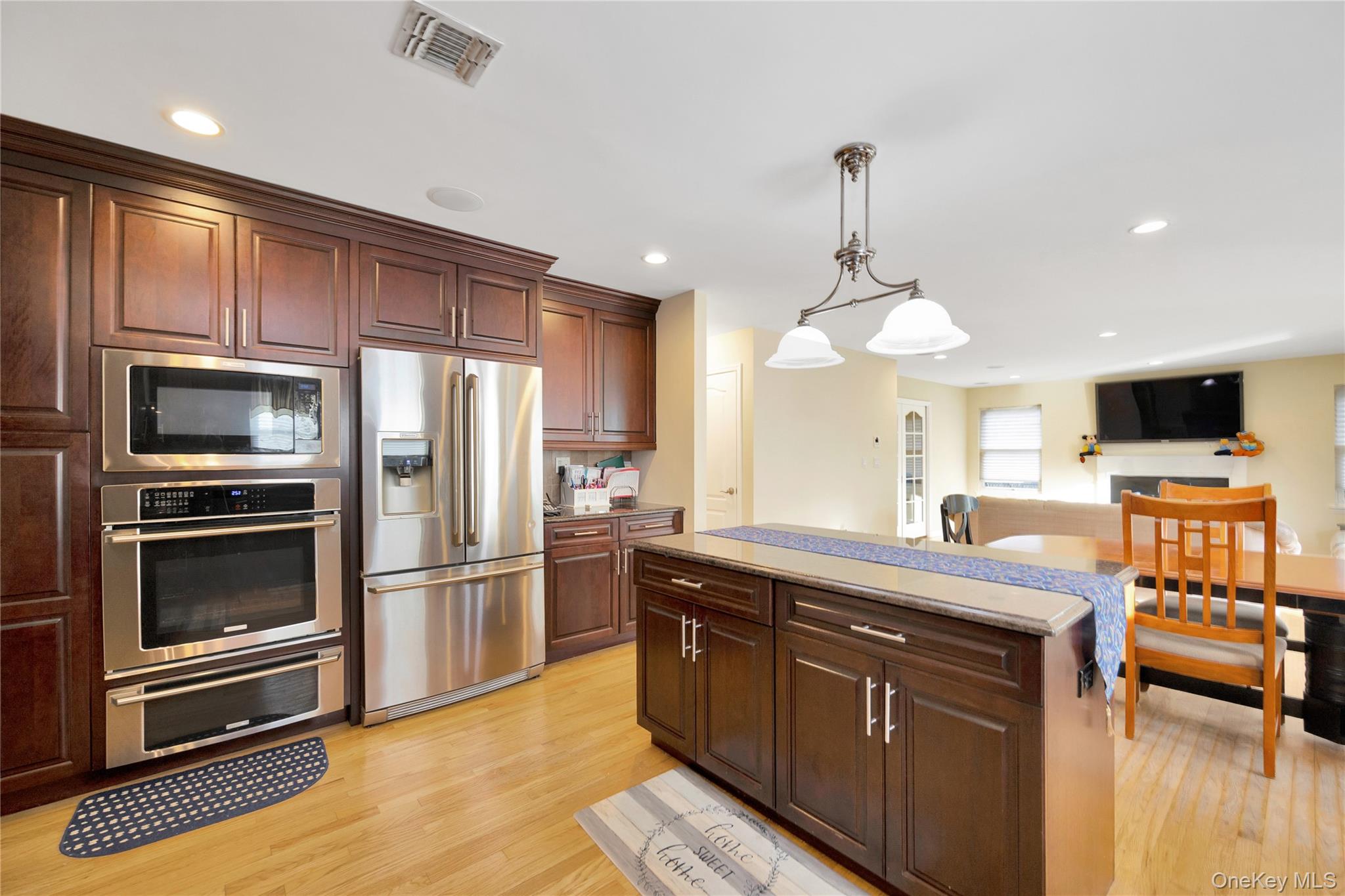 #14 photo, 107 James Street, North Massapequa , NY 11758