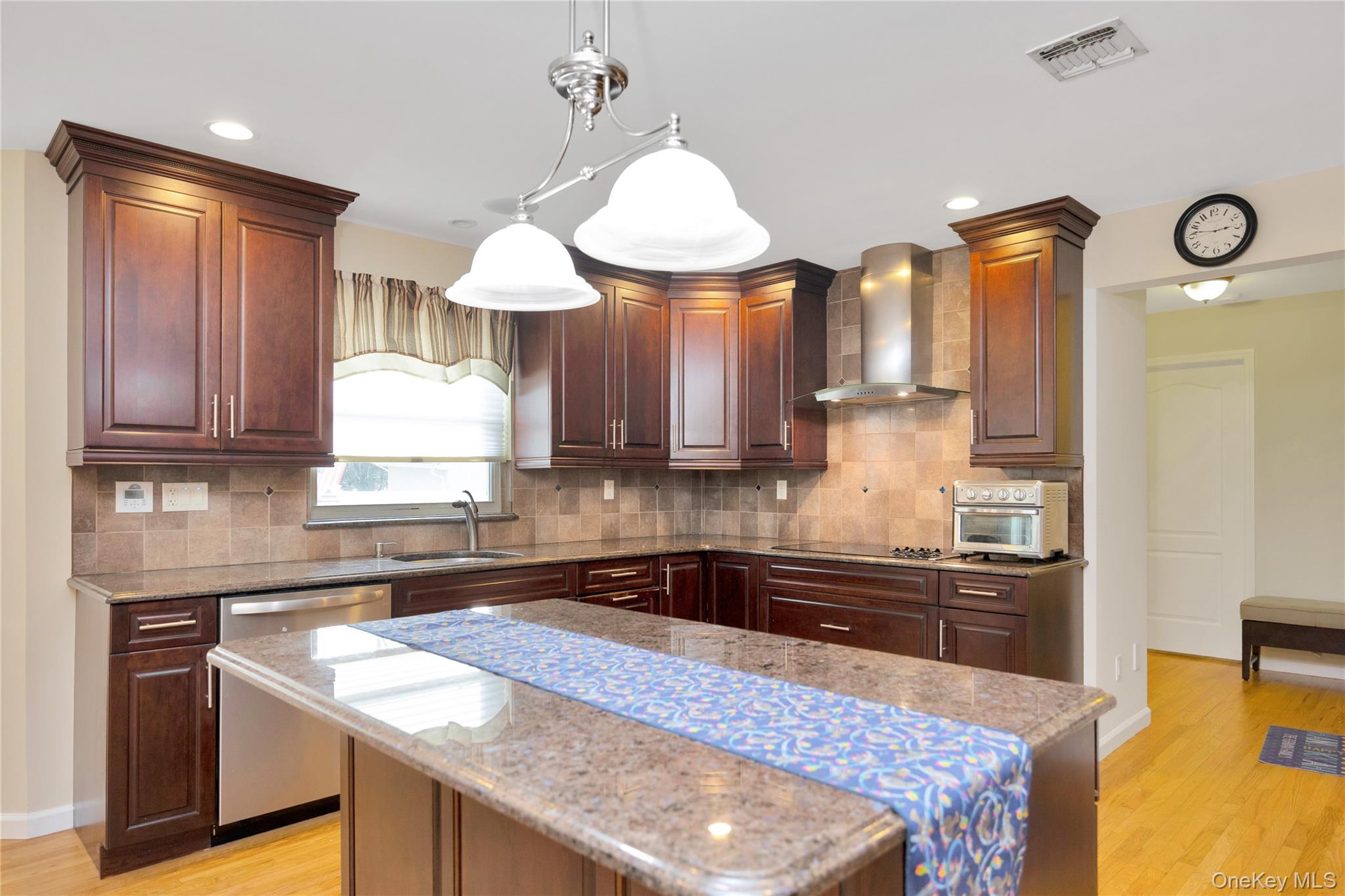 #17 photo, 107 James Street, North Massapequa , NY 11758