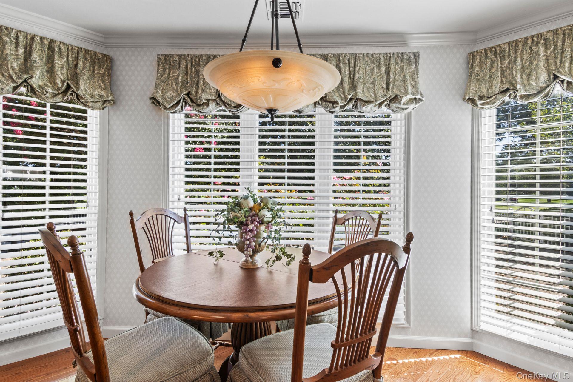 #14 photo, 77 The Woods, سوفولك Commack , NY 11725