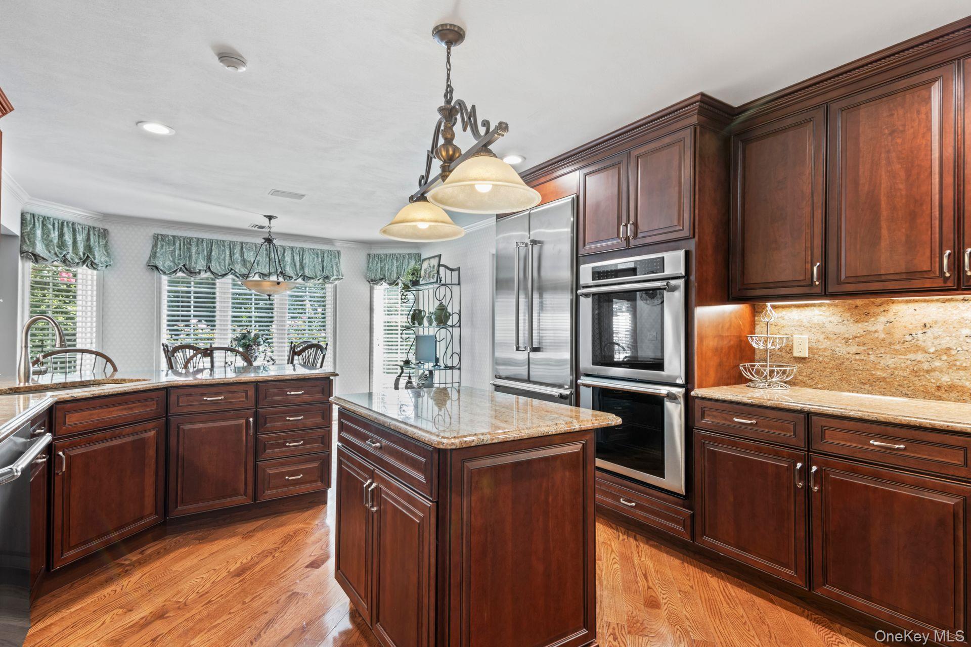 #9 photo, 77 The Woods, سوفولك Commack , NY 11725