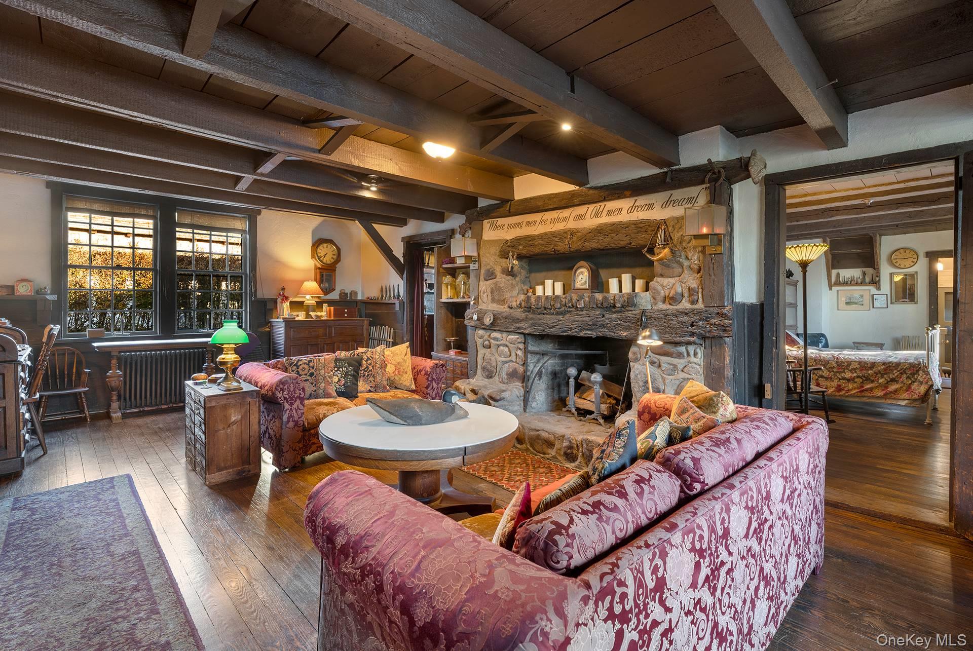 #10 photo, 10 John Street, سوفولك Southampton , NY 11968