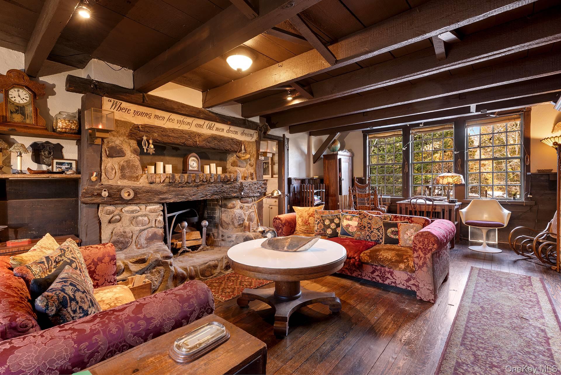 #11 photo, 10 John Street, سوفولك Southampton , NY 11968