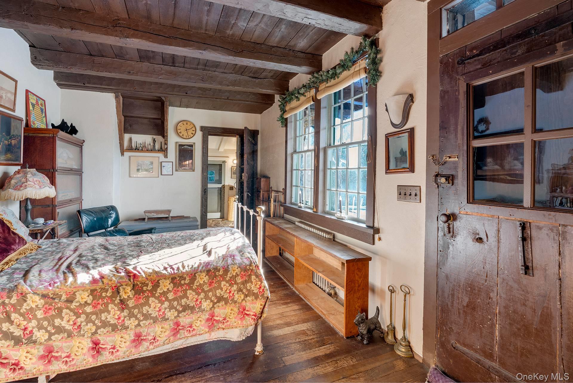 #15 photo, 10 John Street, سوفولك Southampton , NY 11968