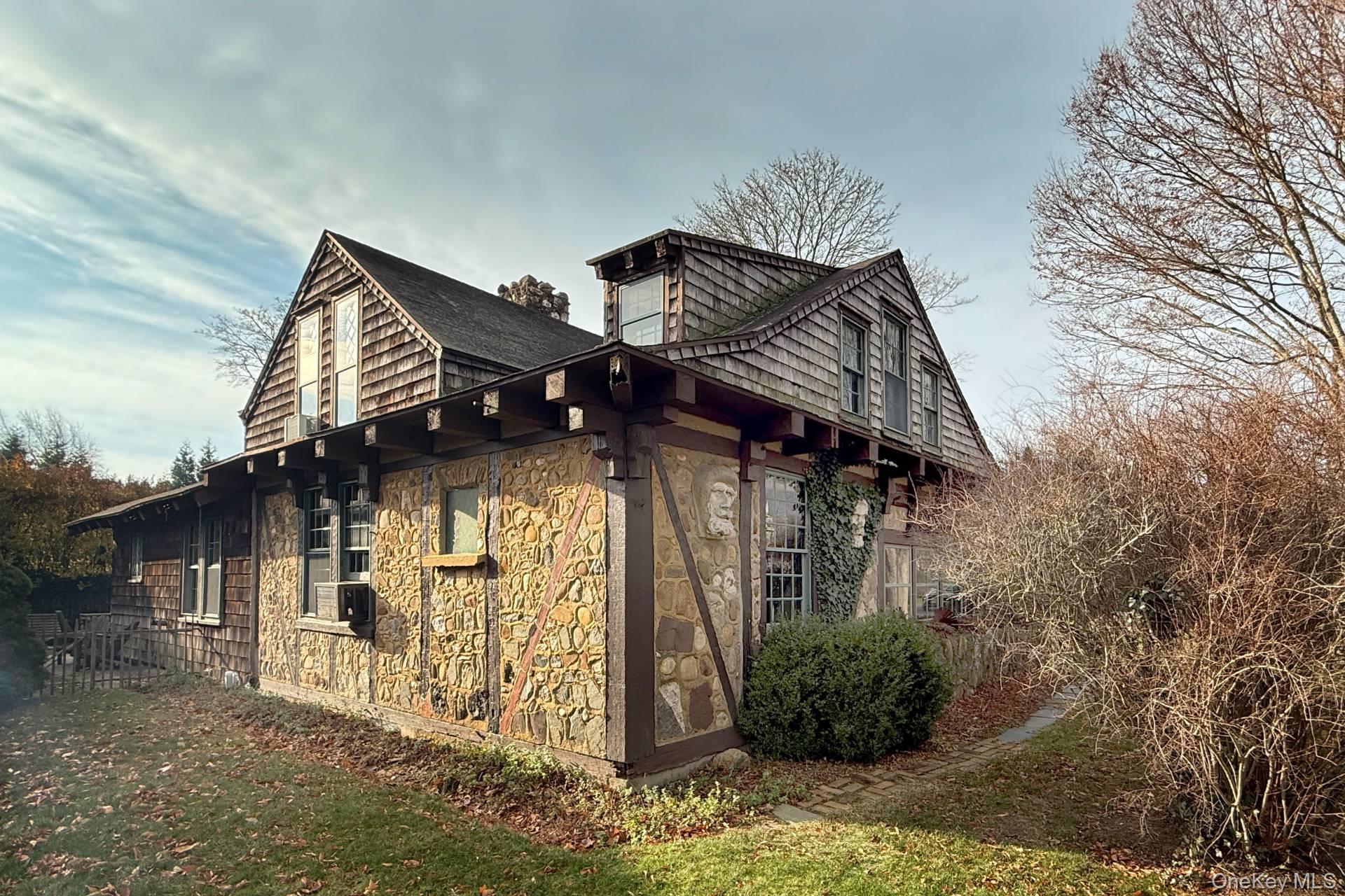 #3 photo, 10 John Street, سوفولك Southampton , NY 11968