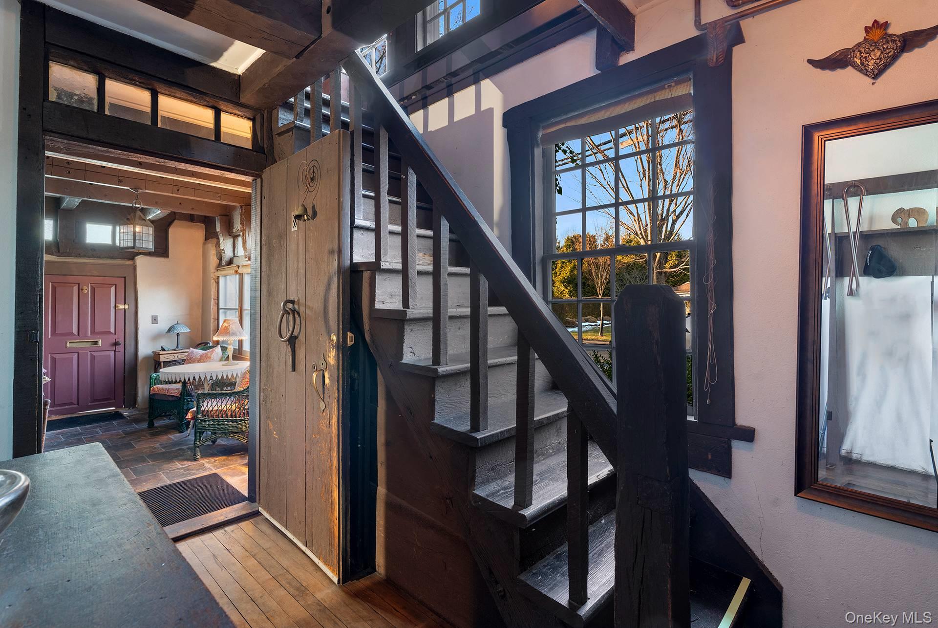 #8 photo, 10 John Street, سوفولك Southampton , NY 11968