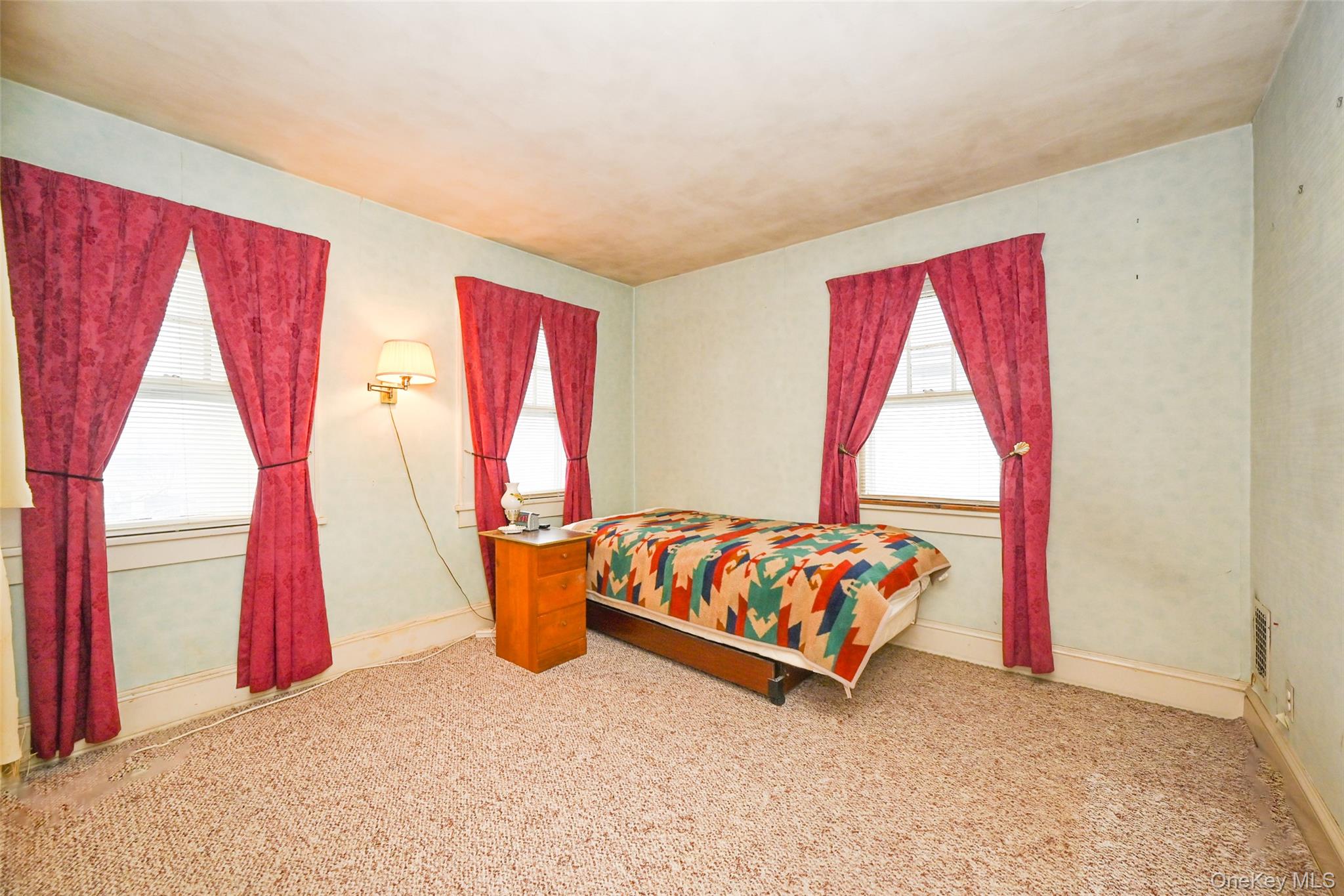 #11 photo, 8994 215th Place, Куинс ‖ Queens Village , NY 11427