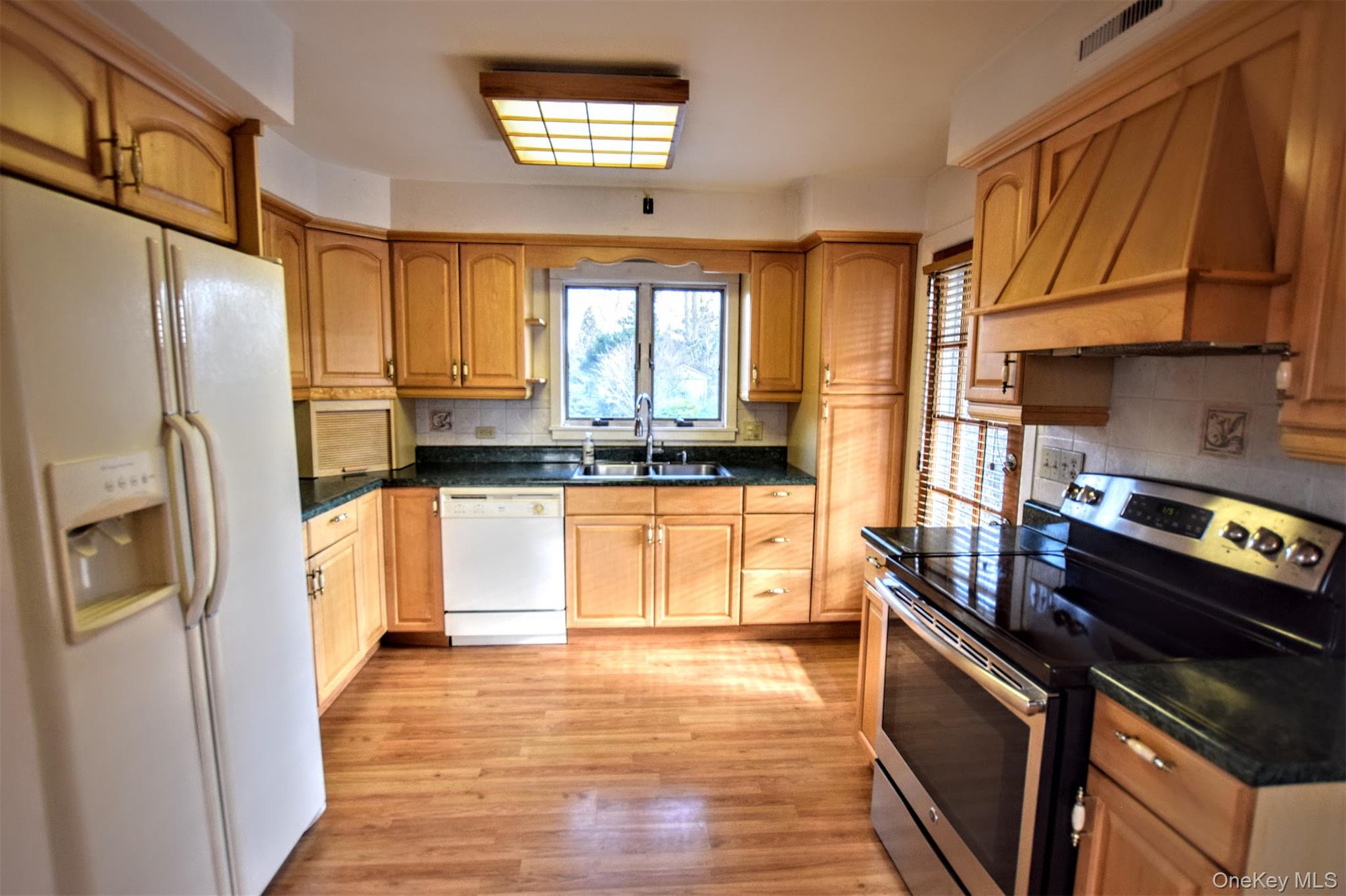 #7 photo, 41 Country Club Road, Bellport Village , NY 11713