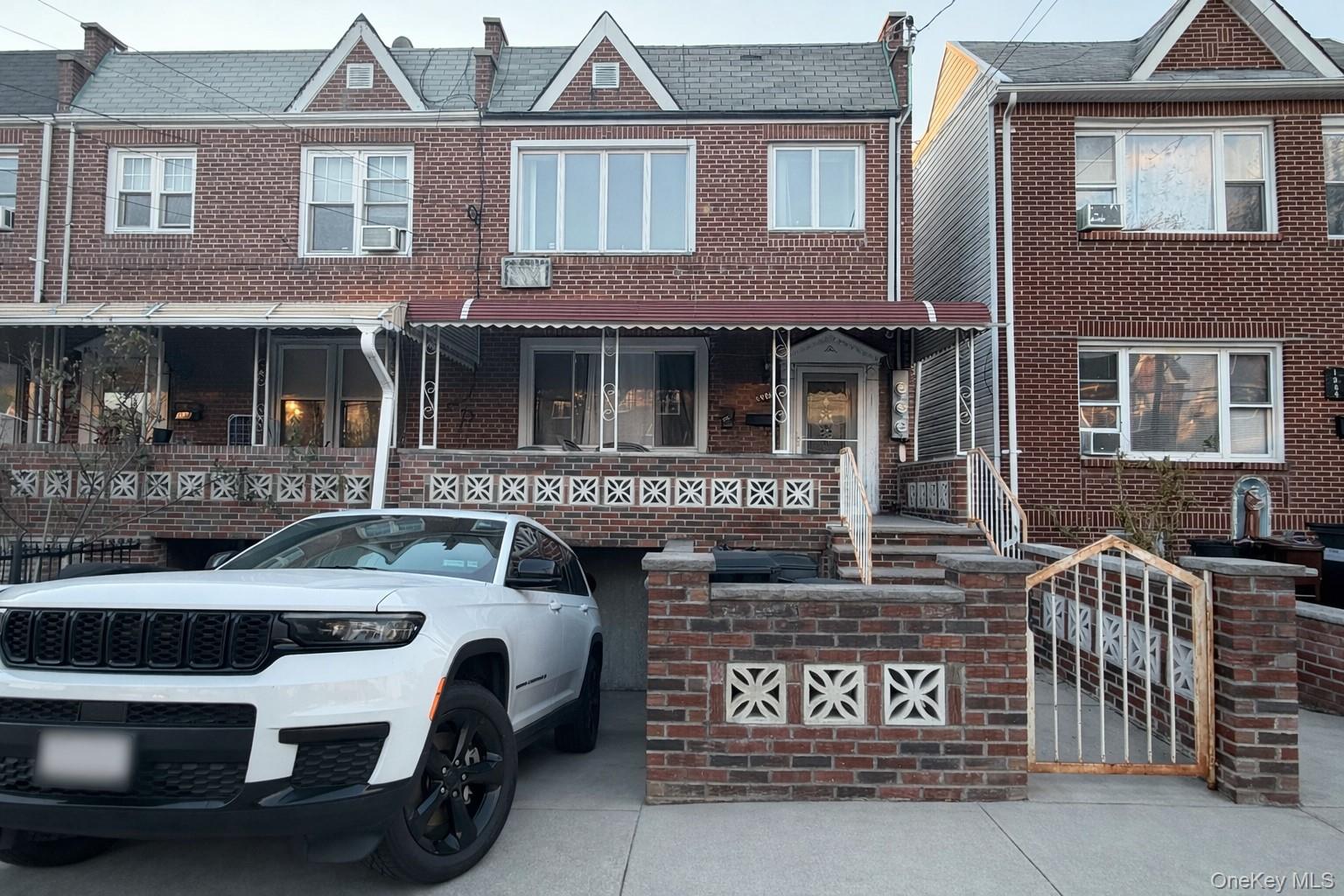 #1 photo, 1986 West 9th Street, הברונקס Brooklyn , NY 11223