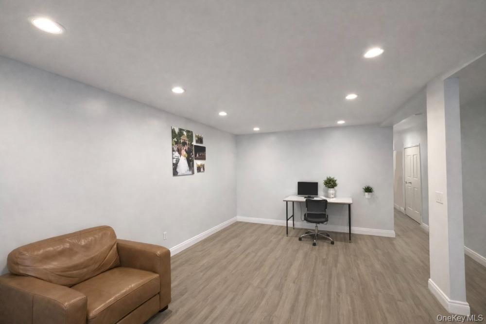 #12 photo, 1986 West 9th Street, הברונקס Brooklyn , NY 11223