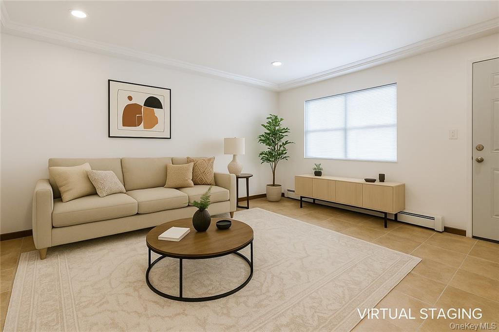 #2 photo, 2409 Brookhaven Avenue, Куинс ‖ Far Rockaway , NY 11691