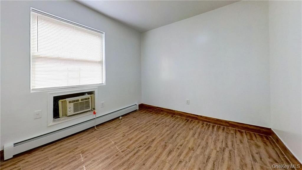 #8 photo, 2409 Brookhaven Avenue, Куинс ‖ Far Rockaway , NY 11691