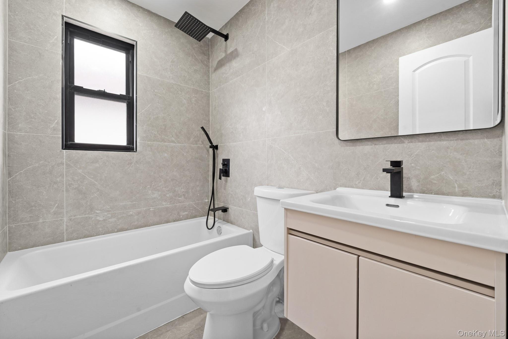 #5 photo, 19311 120th Avenue, कुईंस Saint Albans , NY 11412