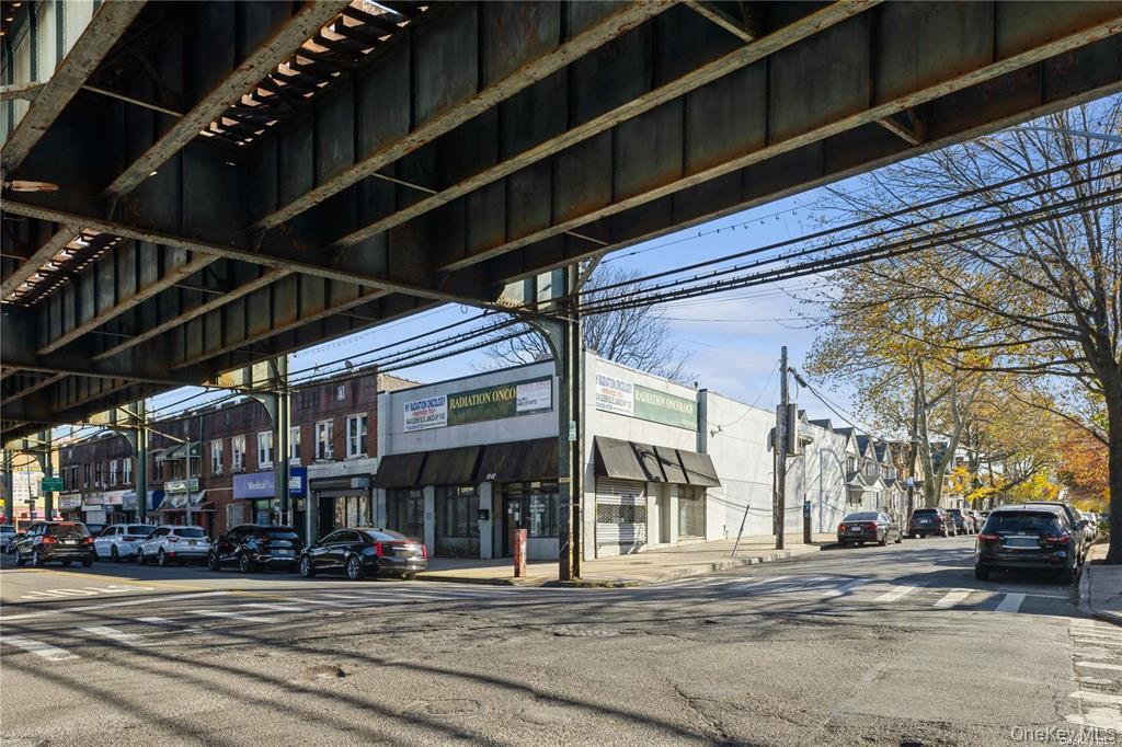 #2 photo, 92-02 Liberty Avenue, Ozone Park , NY 11417