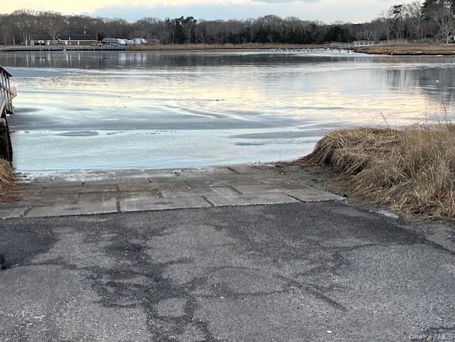 #12 photo, 84 Point Road, Flanders , NY 11901