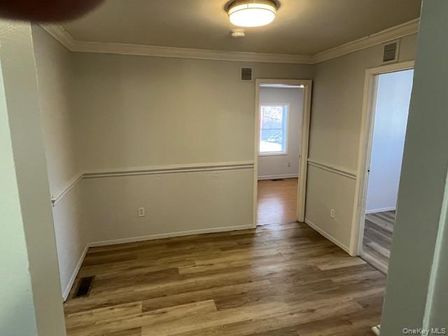 #4 photo, 84 Point Road, Flanders , NY 11901