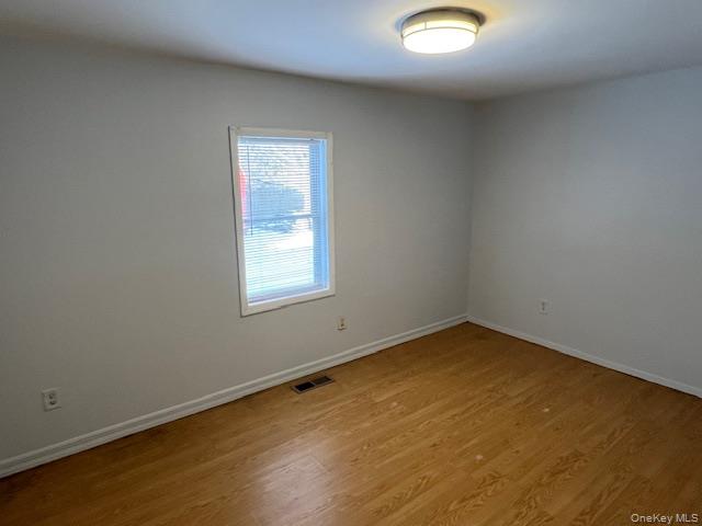 #6 photo, 84 Point Road, Flanders , NY 11901