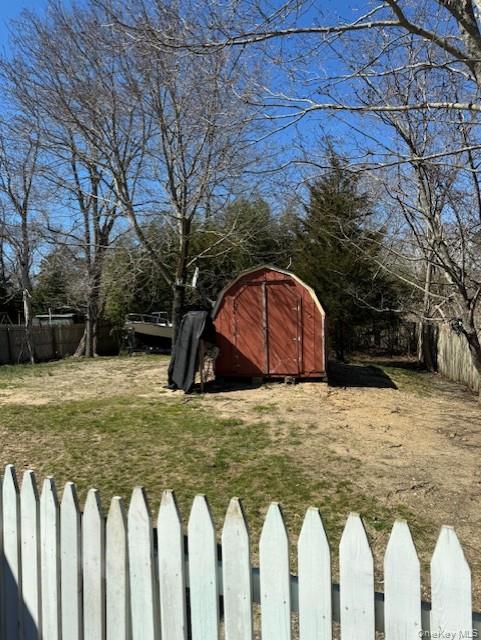 #7 photo, 84 Point Road, Flanders , NY 11901