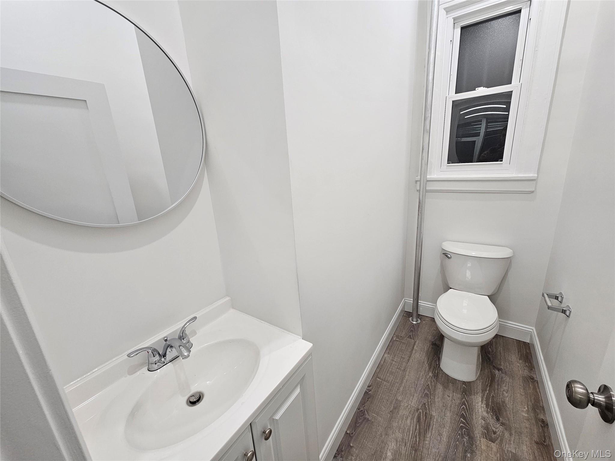 #4 photo, 2106 30th Avenue, Astoria , NY 11102
