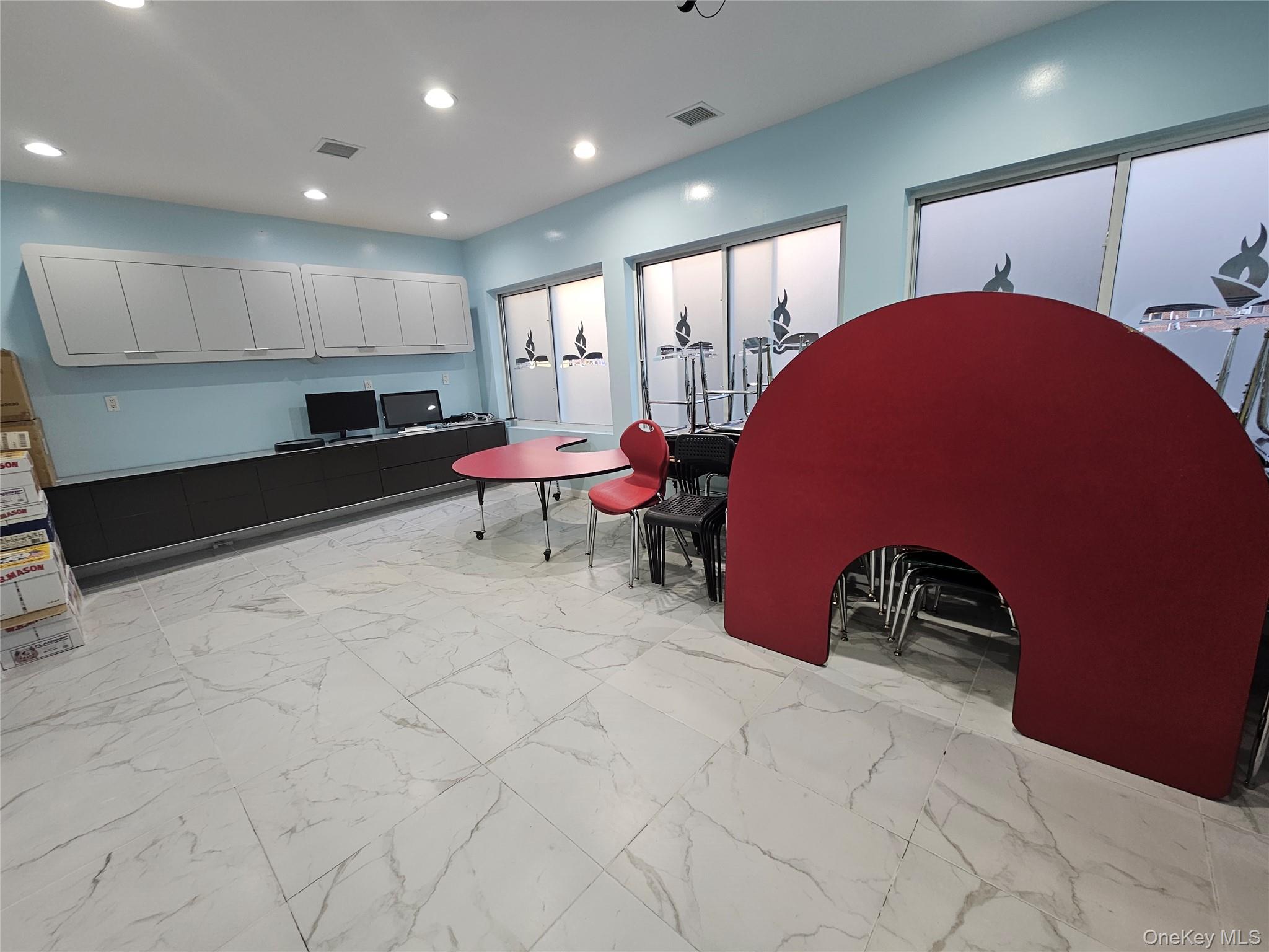 #3 photo, 3526 31st Street, Astoria , NY 11106