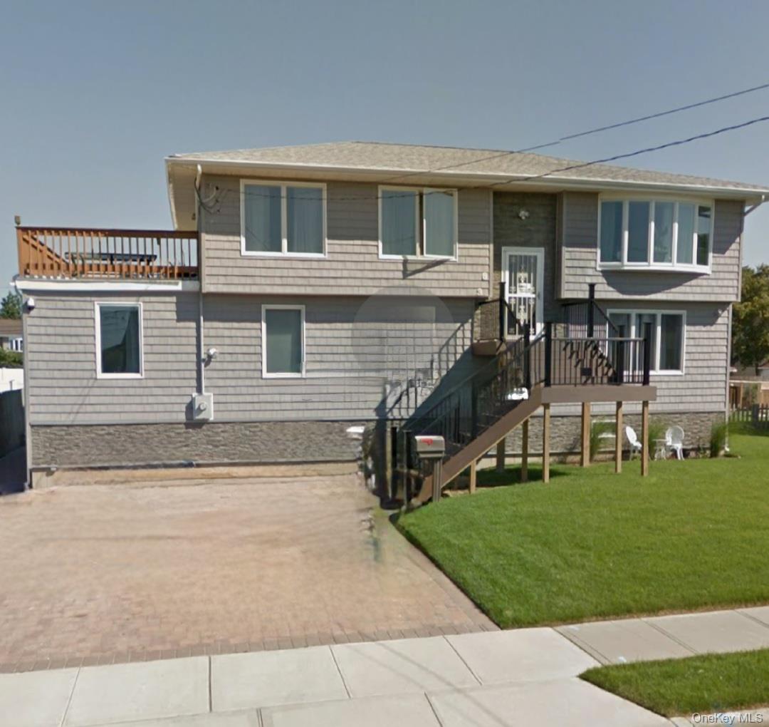 #1 photo, 36 W Saltaire Road, Саффолк ‖ Lindenhurst , NY 11757