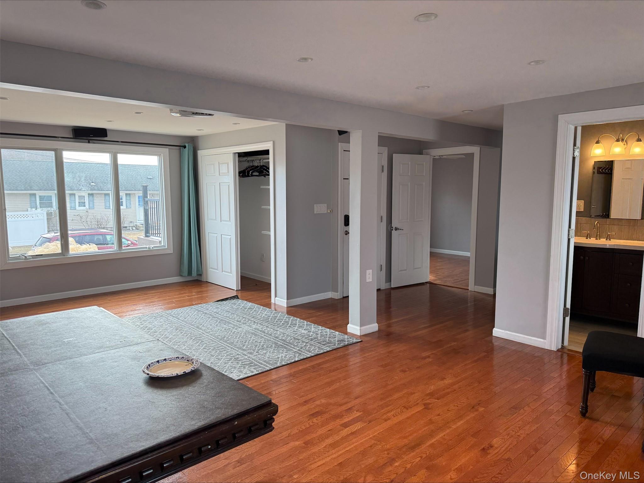 #11 photo, 36 W Saltaire Road, Lindenhurst , NY 11757