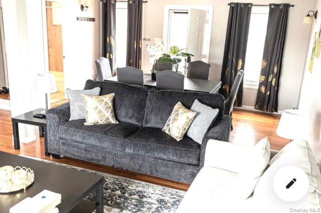 #7 photo, 36 W Saltaire Road, Саффолк ‖ Lindenhurst , NY 11757