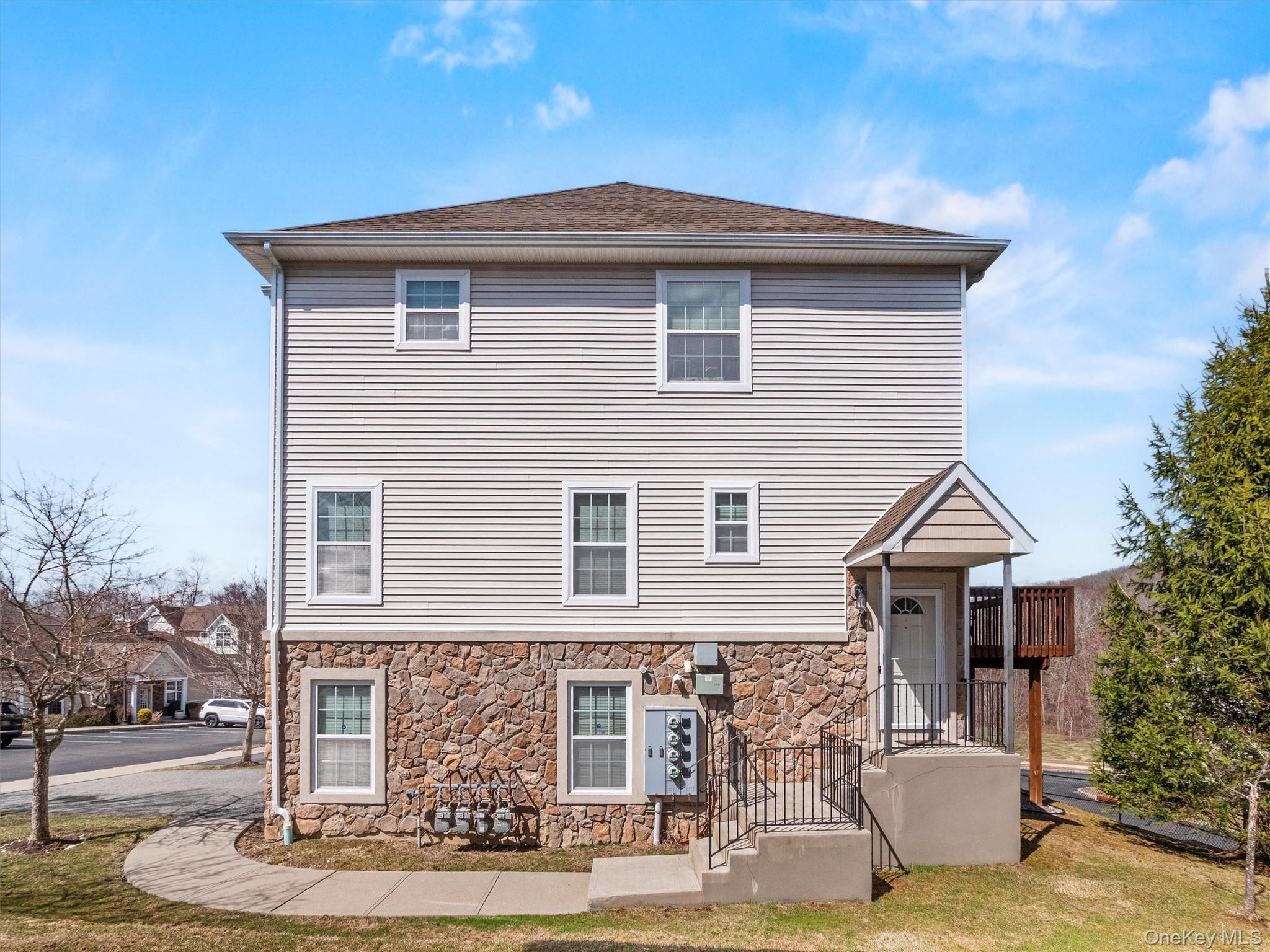 #4 photo, 10 Silas Seaman Street, Monroe , NY 10950