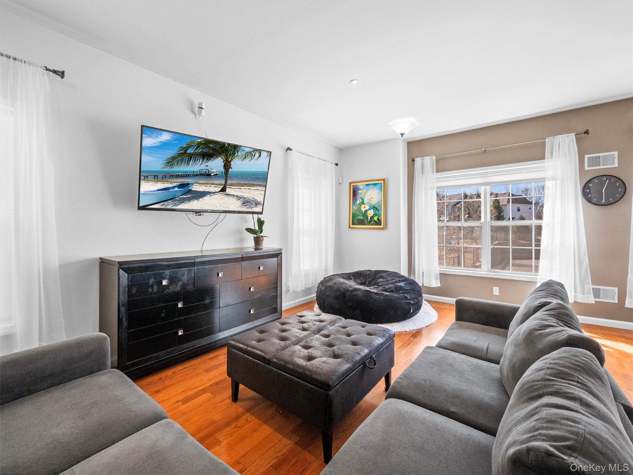 #6 photo, 10 Silas Seaman Street, Monroe , NY 10950