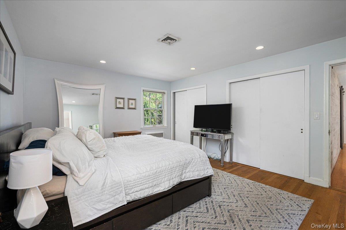 #14 photo, 4 Wagon Wheel Road, 뉴욕주 Mamaroneck , NY 10543