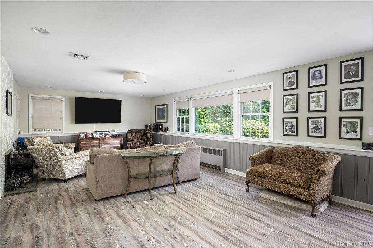 #19 photo, 4 Wagon Wheel Road, 뉴욕주 Mamaroneck , NY 10543