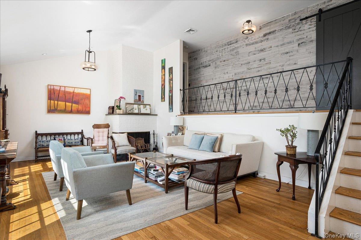 #5 photo, 4 Wagon Wheel Road, 뉴욕주 Mamaroneck , NY 10543