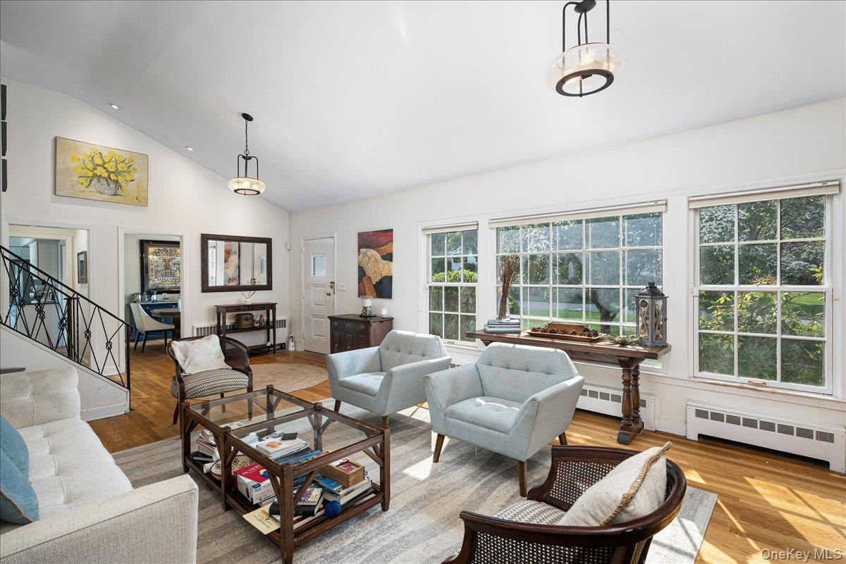 #8 photo, 4 Wagon Wheel Road, 뉴욕주 Mamaroneck , NY 10543